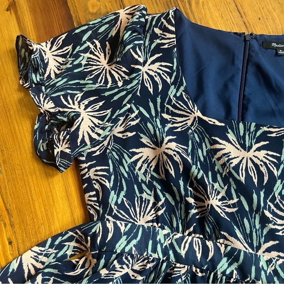 Madewell Floral Ruffle-Sleeve Midi Dress in Oasis Palms Navy size M Boho - Picture 8 of 16
